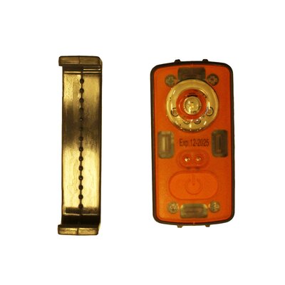 The Daniamant wateractivated emergancy light for lifevests lasts for 60 hours.