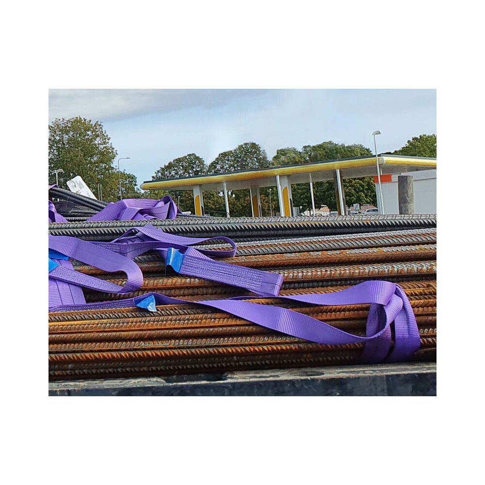 Certex Norge lagerfører flatveved, fargekodede bånd sammensydd til en endeløs stropp.