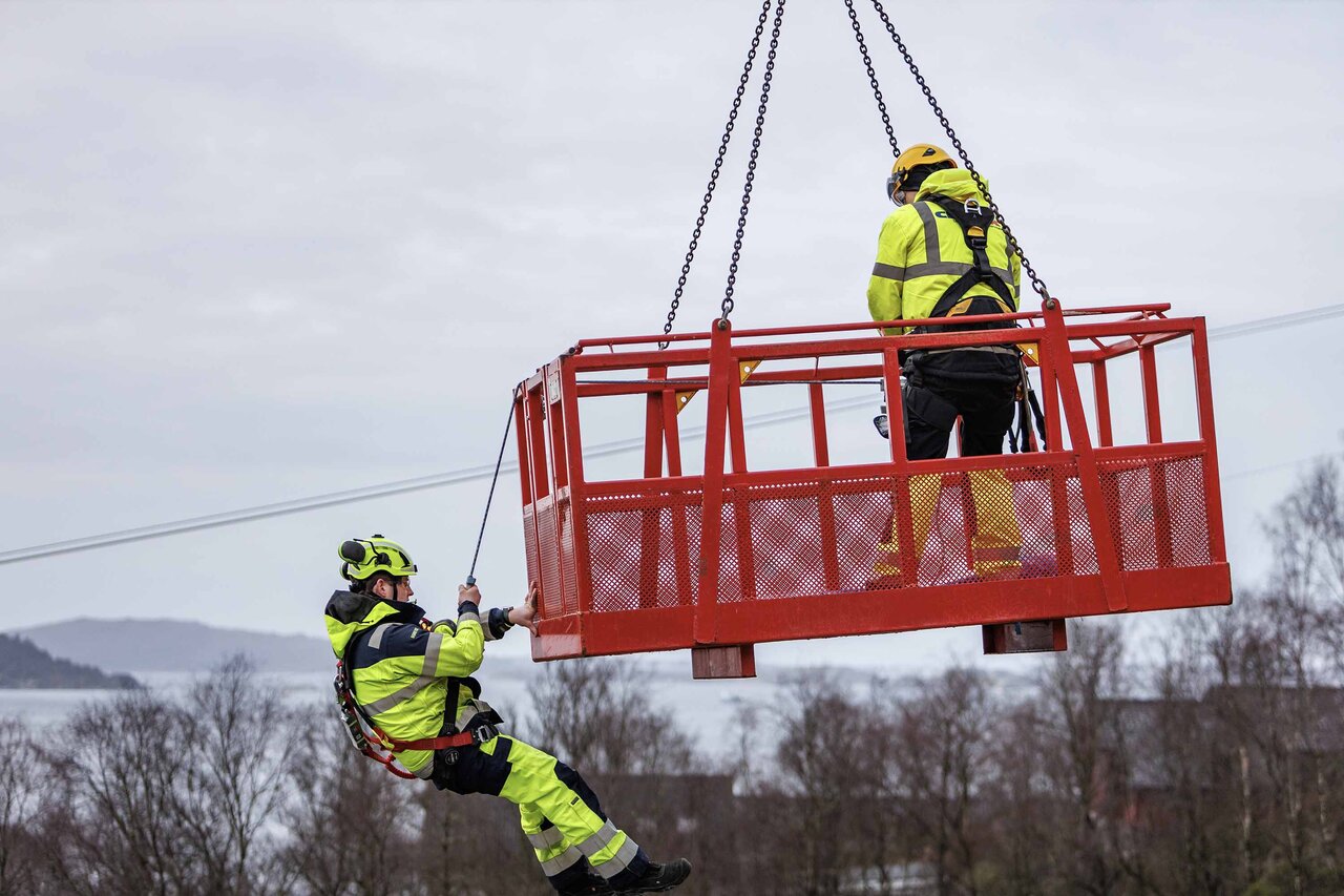 NCC sin beredskapstrening i Bergen hvor Certex Norge AS bidro med ekspertkompetanse på fallsikring, samt utstyr.